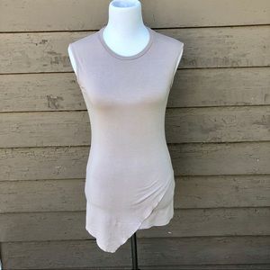 ☀️☀️☀️ 4/$20 Harve Benard asymmetrical taupe top